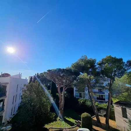 French Riviera شقة